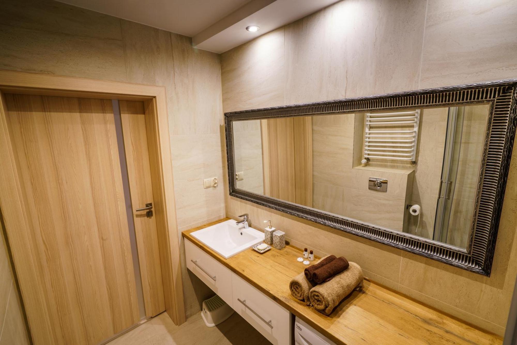 Apartament Z Tarasem Kielce Exterior foto